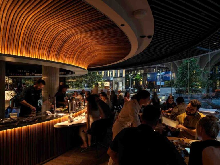 Finding a Restaurant Sydney CBD That Feels Special